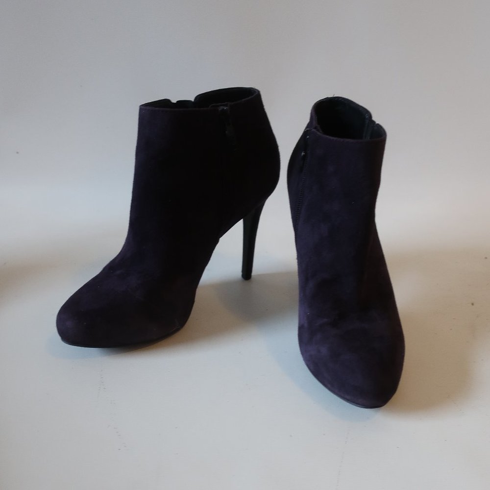 WOMENS ASH PLUM SUEDE ANKLE ZIP BOOTIES 10*